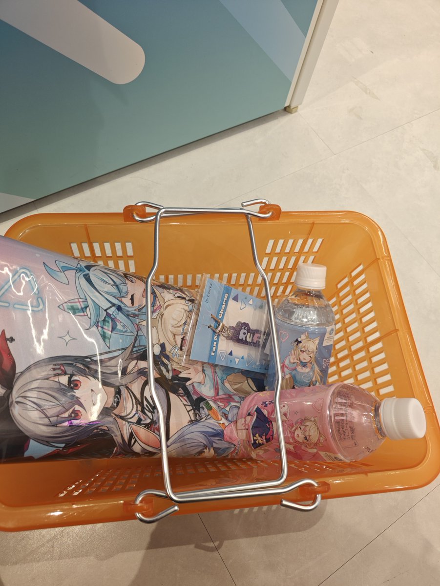 beats_go's tweet photo. Oh no
#hololive
#fuwamoco
#ruffian https://t.co/rD3aVwe8td