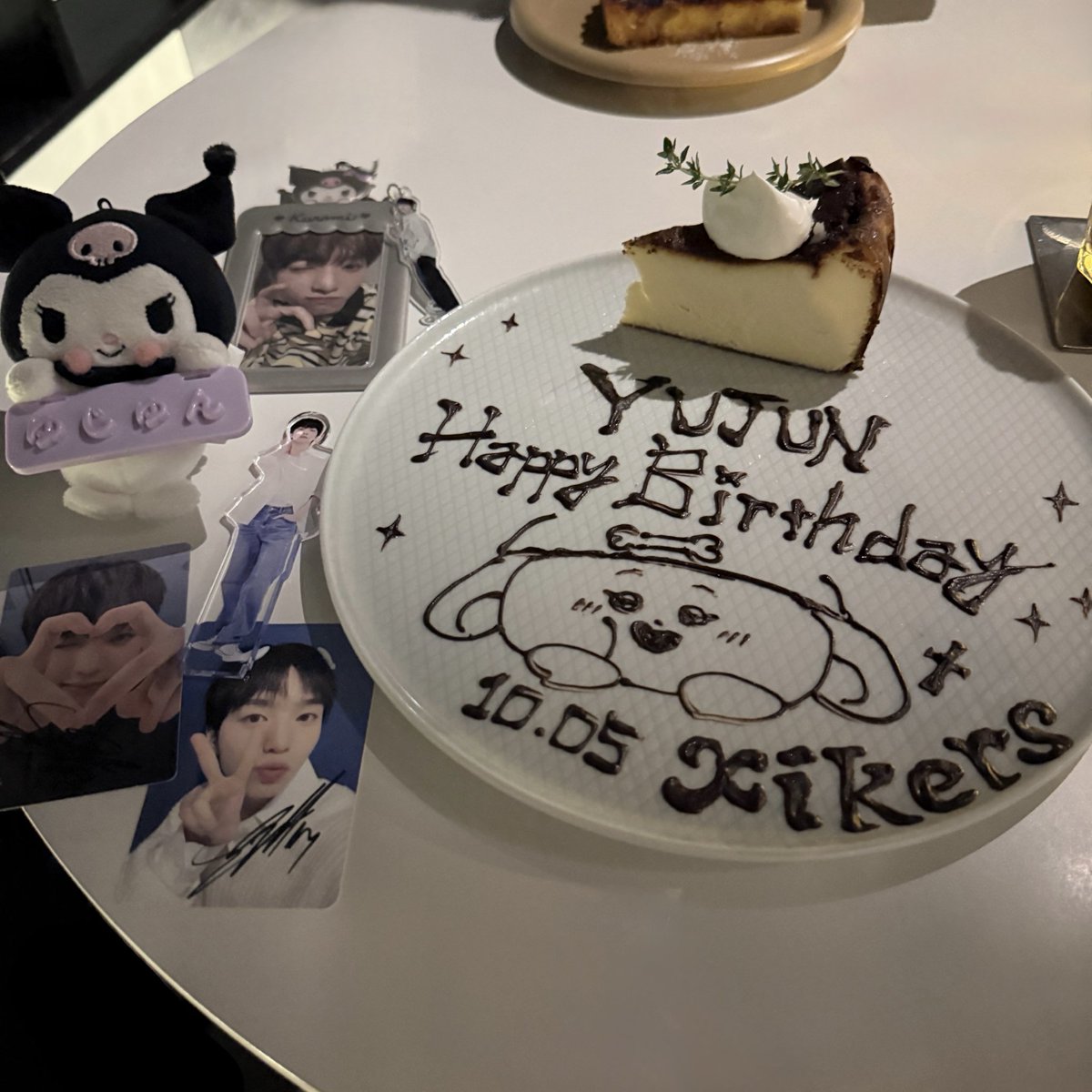 kyo_roady's tweet photo. 유준 오빠 생일 축하해요🎁♡
오빠가 행복하면 나도 행복해요💌
오빠�� 매일매일이 웃음으로 가득하길 바라요💭
오빠를 만나고 나서부터 매일 행복해!!🍀*゜
앞으로도 계속 세상에서 제일 다이스키꒰ᐢɞ̴̶̷ ·̫ ɞ̴̶̷ᐢ꒱♡
 #xikers   #싸이커스  #YUJUN #유준 https://t.co/2223hbDbt0