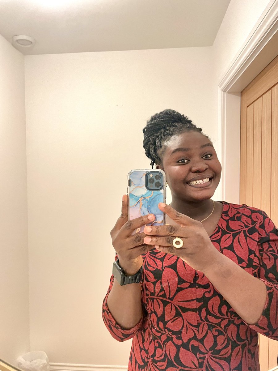 alabibusayo_'s tweet photo. Finding beauty in little things https://t.co/JhIqZ9VrTs