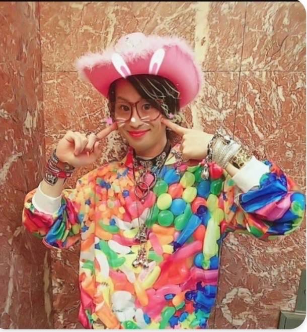 ryo_he_nanami's tweet photo. 🎙️ラジオゲストのお知らせ🎙️
次回のゲストは
田の浦たいがさんです✨

📅 10月9日収録予定

そこで、ゲストへの
「これ聞いてほしい！」
「〇〇について知りたい！」
などの質問を募集します！

いただいた質問は、収録で実際に聞かせていただくかも👀

#七海の会いラジ
#ラジオ
#田の浦たいが https://t.co/ojIK2V1kwn