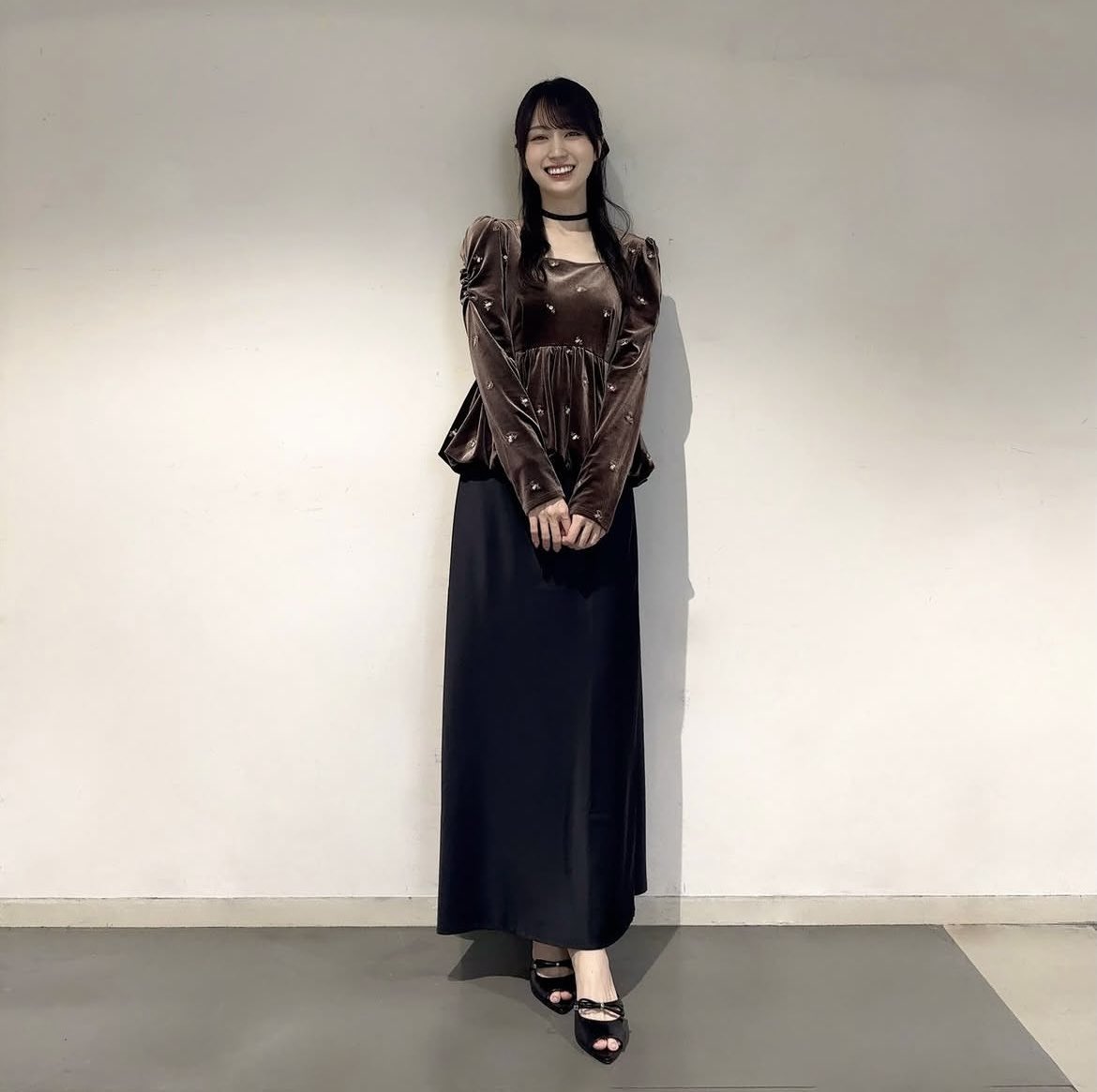 n_k02t's tweet photo. 髪型も秋っぽい服装も似合ってて可愛いね🎵🎀
 #kakigram https://t.co/RpE85FgHLw