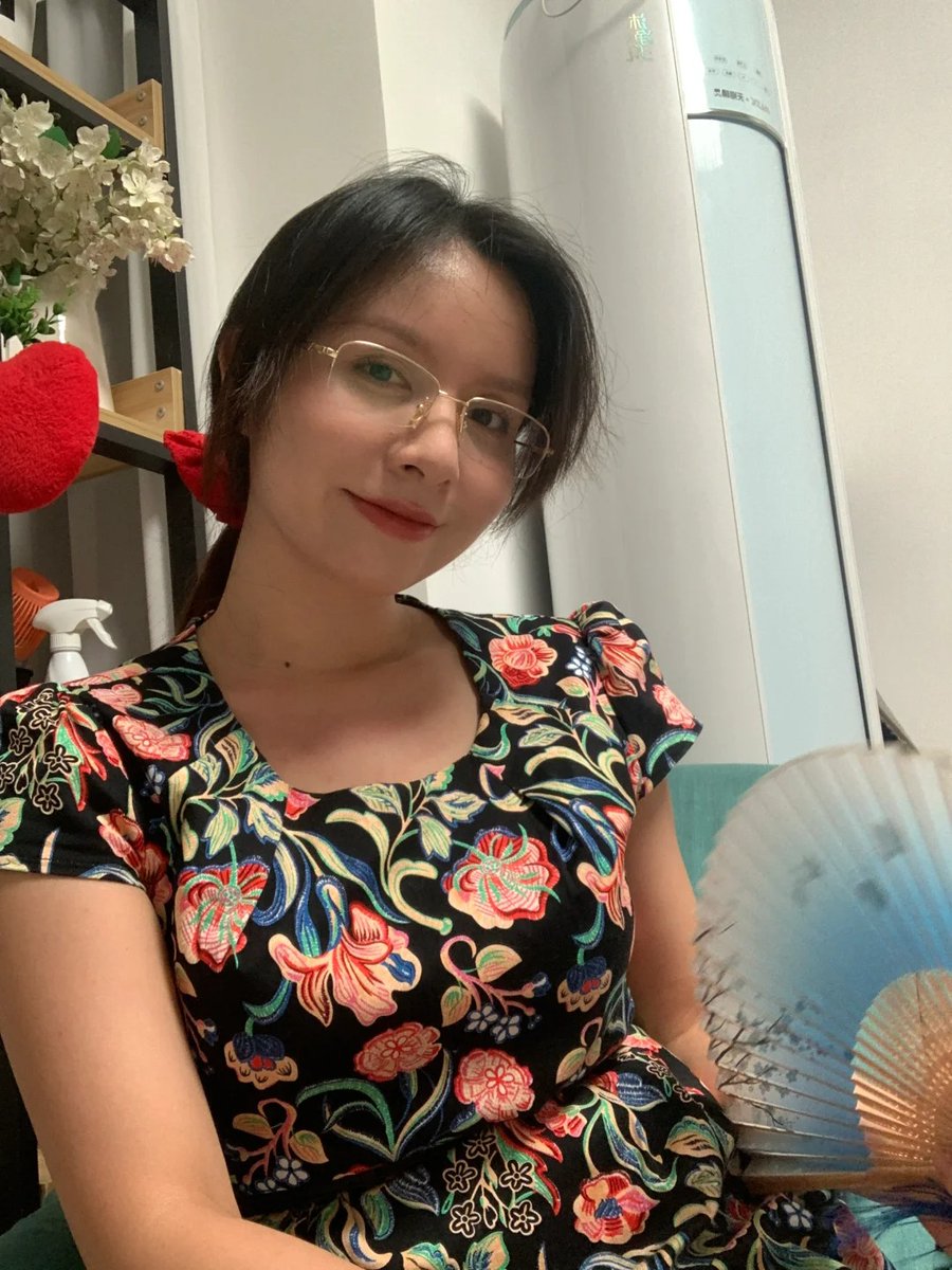 atmark0812's tweet photo. 有时候一个人很孤独  生理和心里得不到满足的感觉你们懂吗？所以才会一个人摆弄风骚 https://t.co/nLhRE2R7CB