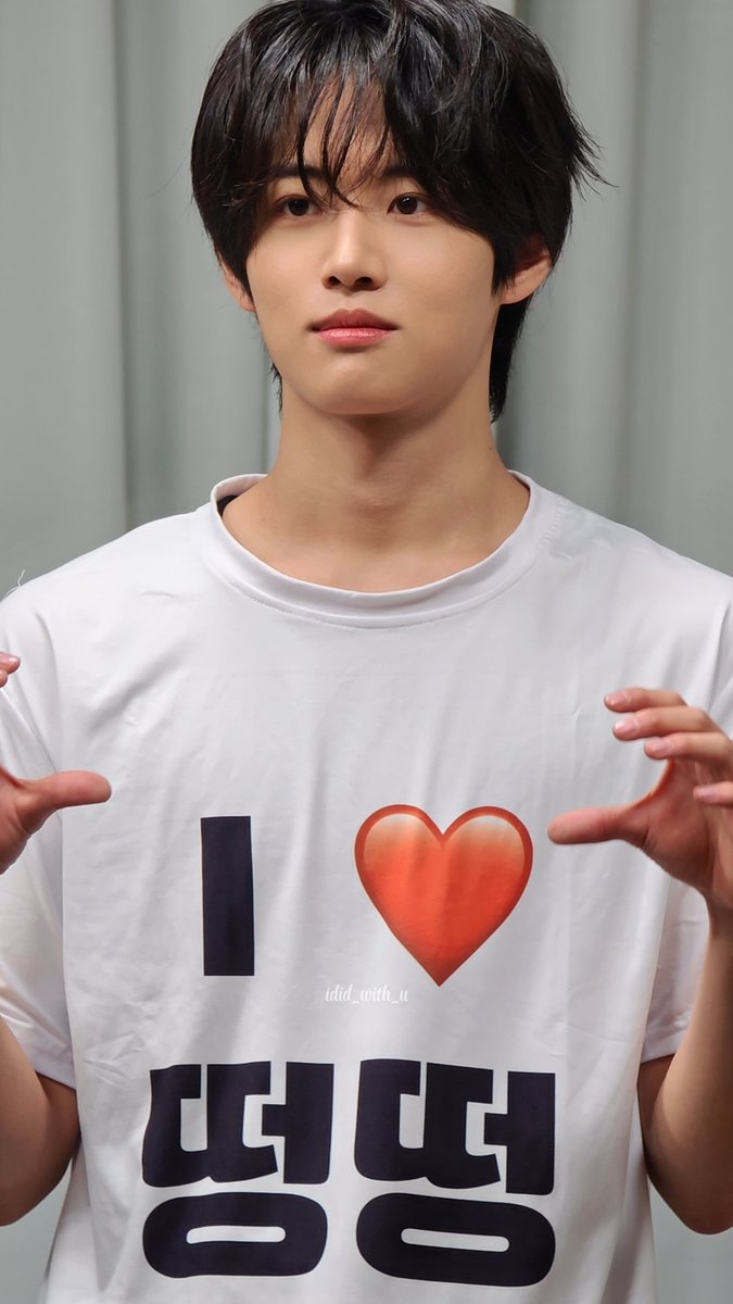 jjaa1222's tweet photo. I ❤ 떵떵 

#idid #아이딧 #장용훈 #jangyonghoon https://t.co/JcYVBNUi4i