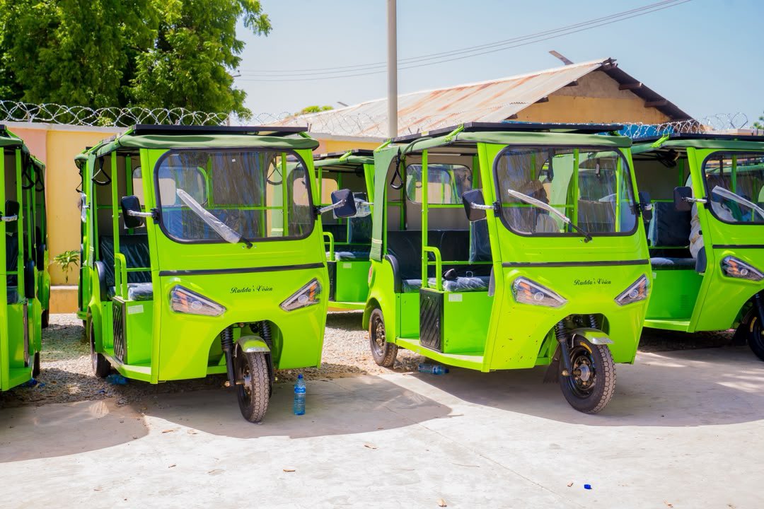 dikko_radda's tweet photo. Leveraging the Future of Urbanization and Sustainable Development

Yesterday in Katsina, we marked an important milestone in our efforts to improve connectivity, mobility and the quality of urban infrastructure across the State.

I was honoured to welcome the Vice-President of the Federal Republic of Nigeria, His Excellency Senator Kashim Shettima, GCON, to Katsina for the commissioning of three major road projects and the launch of modern and sustainable public transportation services.

We commissioned the approximately 4.8km Water Board–Kofar Sauri–Central Mosque Roundabout Road, the 2.4km CPS–Kofar Kaura Underpass Road and the approximately 4km Filin Polo–Ring Road Single Carriageway. These projects form part of our broader Urban Renewal Programme, designed to improve traffic circulation, reduce travel time and strengthen connectivity across Katsina metropolis.

Our approach is to develop an integrated road network rather than isolated projects. This is why we are extending similar infrastructure interventions to Daura and Funtua, while continuing to improve rural road connectivity across the State. So far, more than 240 kilometres of urban and rural roads have been covered through our ongoing interventions.

We also launched 32 hybrid buses incorporating electric, diesel and CNG technologies for deployment across Katsina, Daura and Funtua. The buses are supported by terminals and maintenance facilities, while 40 modern bus stops equipped with Wi-Fi and solar inverter systems are being provided to improve the passenger experience.

In addition, we launched 200 electric tricycles as part of our broader programme to deploy 500 electric Keke EVs across Katsina State. Beyond transportation, this initiative presents opportunities for technical training, vehicle maintenance, charging infrastructure, employment and the growth of businesses within the emerging electric mobility ecosystem.

Our objective is to connect our communities, make movement easier, support commerce and agriculture, improve access to schools and healthcare, and create an environment in which businesses and productive activities can thrive.

This is the thinking behind our approach of “From Energy Transition to Economic Transformation.” We are not only introducing new transportation technologies; we are working towards a modern transportation ecosystem that creates economic opportunities while improving mobility.

I appreciate President Bola Ahmed Tinubu, GCFR, for the continued support of the Federal Government, and I sincerely thank Vice-President Kashim Shettima for honouring our invitation and joining us for this important occasion.

I also commend our contractors, consultants, Ministries, Departments and Agencies, members of the State Executive Council and Legislature, and, most importantly, the people of Katsina State for their patience and cooperation throughout the execution of these projects.

Our responsibility does not end with commissioning. We must ensure that these facilities are properly maintained, efficiently managed and responsibly utilised for the benefit of the people.

We will continue to invest in infrastructure and public services that improve connectivity, mobility and economic opportunity across Katsina State.

May Almighty Allah continue to guide us and bless Katsina State and the Federal Republic of Nigeria.

Thank you, Katsina.