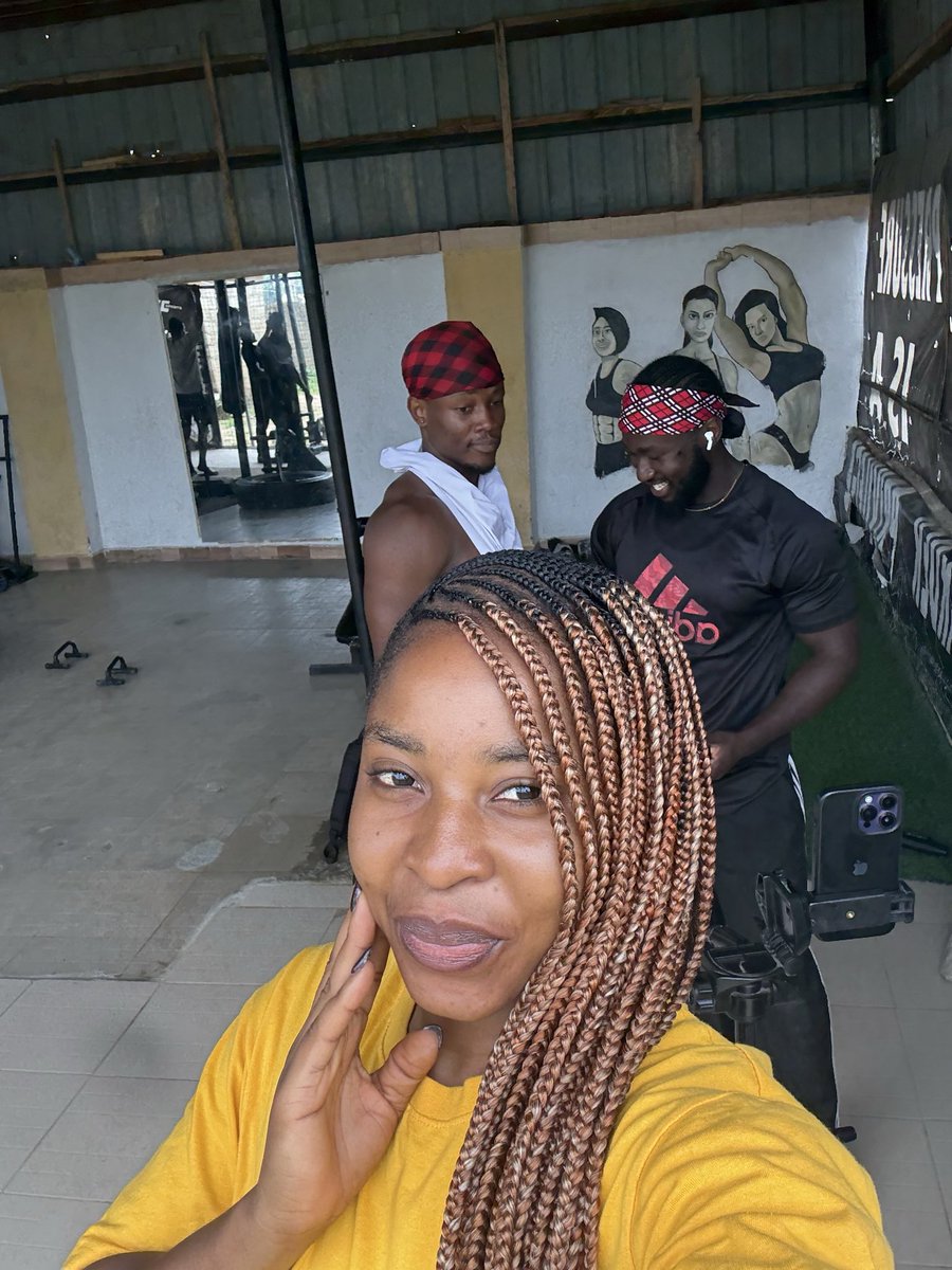 Temiiiiiee's tweet photo. The gym hits different when you have your people around😇

#Gymbesties #Mondayworkout
#Gymsquad https://t.co/CMrPDwCP15