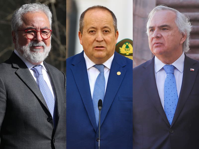 PatricioMery's tweet photo. Tres amigos, tres corazones y el que está al medio... Es el Fiscal Nacional y está quemando pruebas del caso audios. https://t.co/BYv4NwtUb7