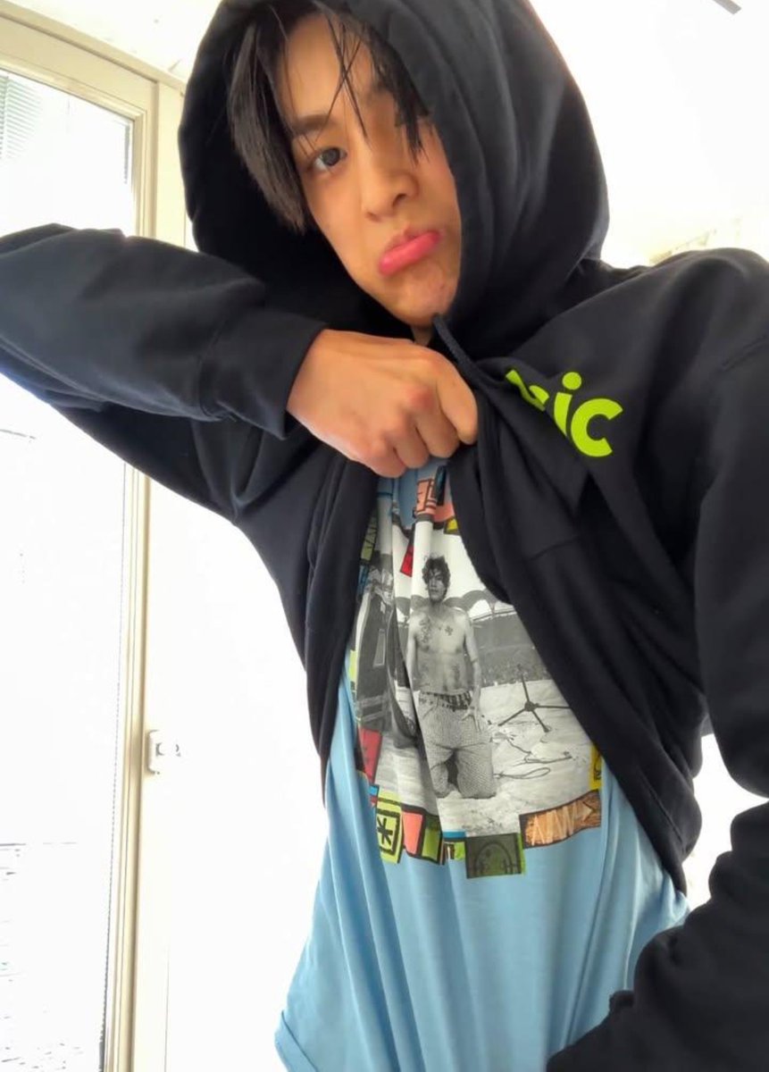 cortis_zip's tweet photo. HIS POUT 😭😭😭😭😭🤏🤏 https://t.co/B82vInKn6J