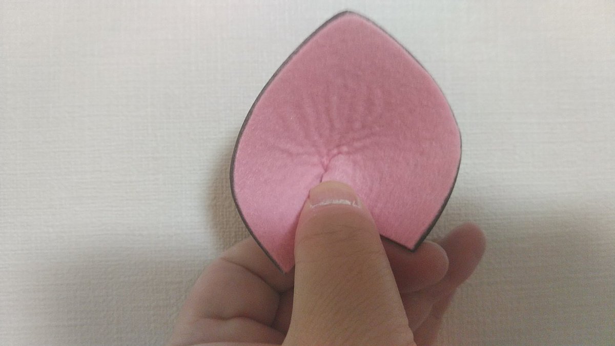pandarocks_mask's tweet photo. 獣系マスクの耳の内側を

「起毛があったほうがいいかなー」

と思いフェルト生地にしかけたんだけど、
シワの寄り具合がお尻の穴にしか見えなくて即却下。

わたしの判断はいつだって正しい。

危うく“耳肛門マン”爆誕するとこだった。 https://t.co/tToGeR7rgu
