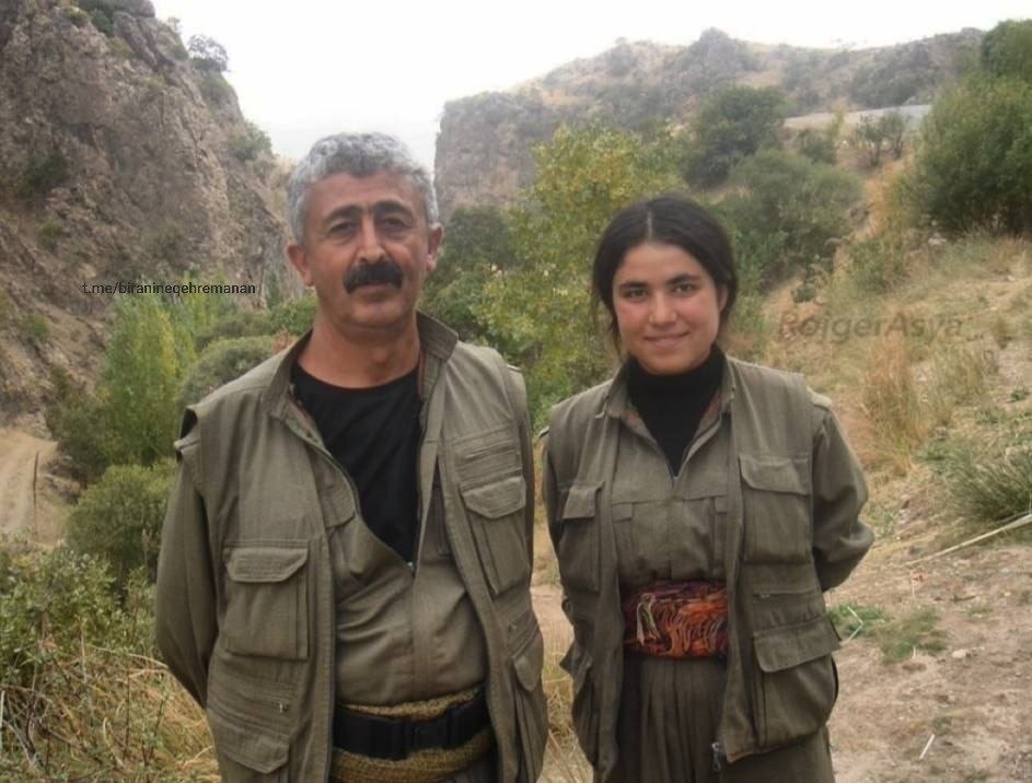 Hejiranu's tweet photo. Em fermandara nemir lehenga Kobanê şehîd #Arîn_Mîrkan  bibîr tînin û bejna xwe li hember wê û hemû şehîdên Kurdistanê ditewînin..

Şehîd namirin 🙏🕊 https://t.co/3pkhUof0Jp