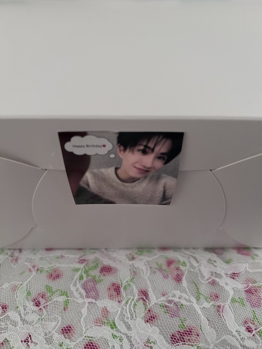 prettykegokent's tweet photo. 🧁🍴🅗🅐🅟🅟🅨 🅑🅘🅡🅣🅗🅓🅐🅨🍰🫖

#HappyKENTDay https://t.co/hUGzl73tLb