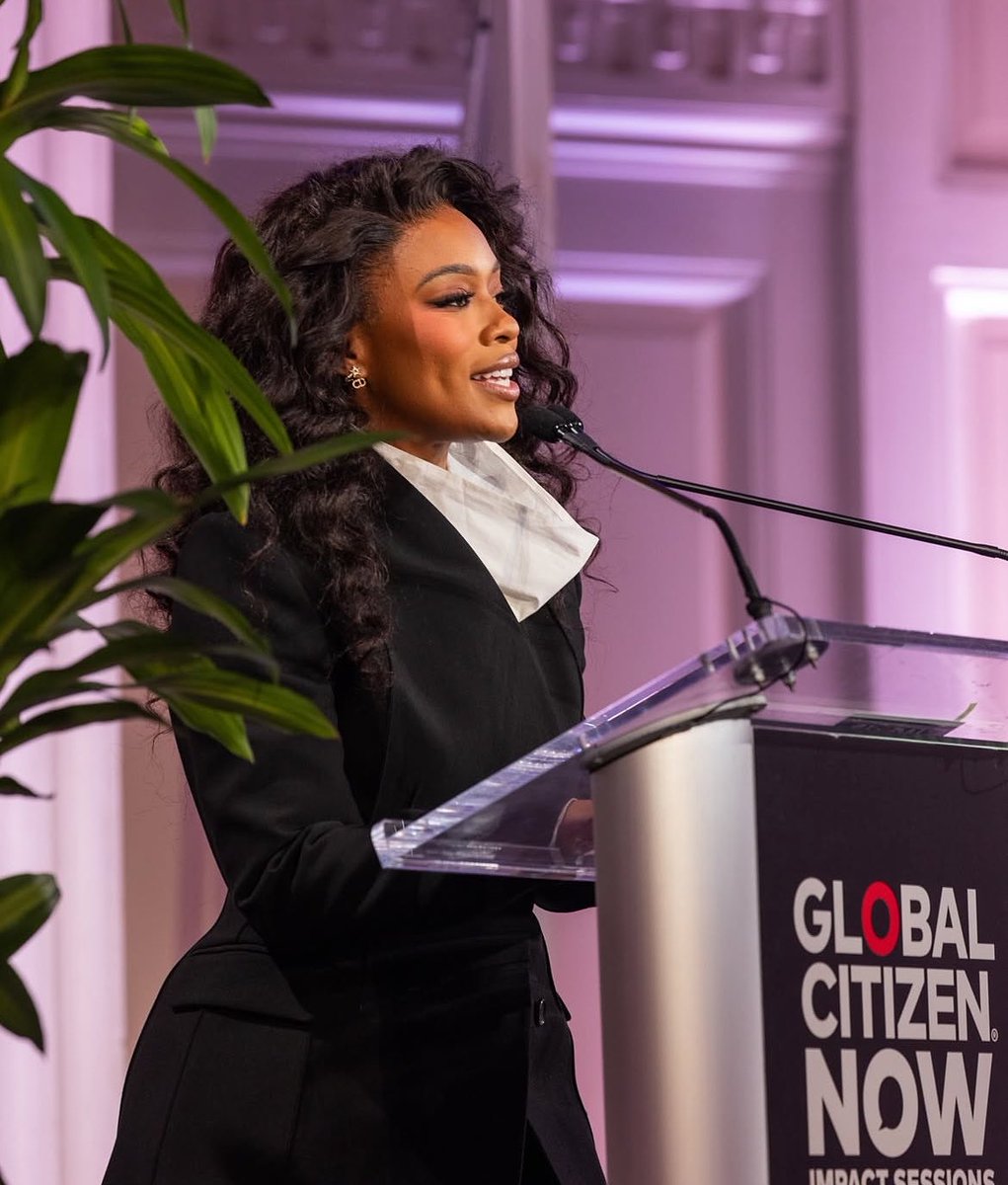 boitymoreosele's tweet photo. Nomzamo Mbatha sitting at the feet of leaders who speak truth to power and bringing African priorities to the global stage. 🌍✨ Our girl hosted the annual Global Citizen NOW Impact Sessions. Taking Mzansi to the world, always🇿🇦🤍 https://t.co/28LXyliJLB
