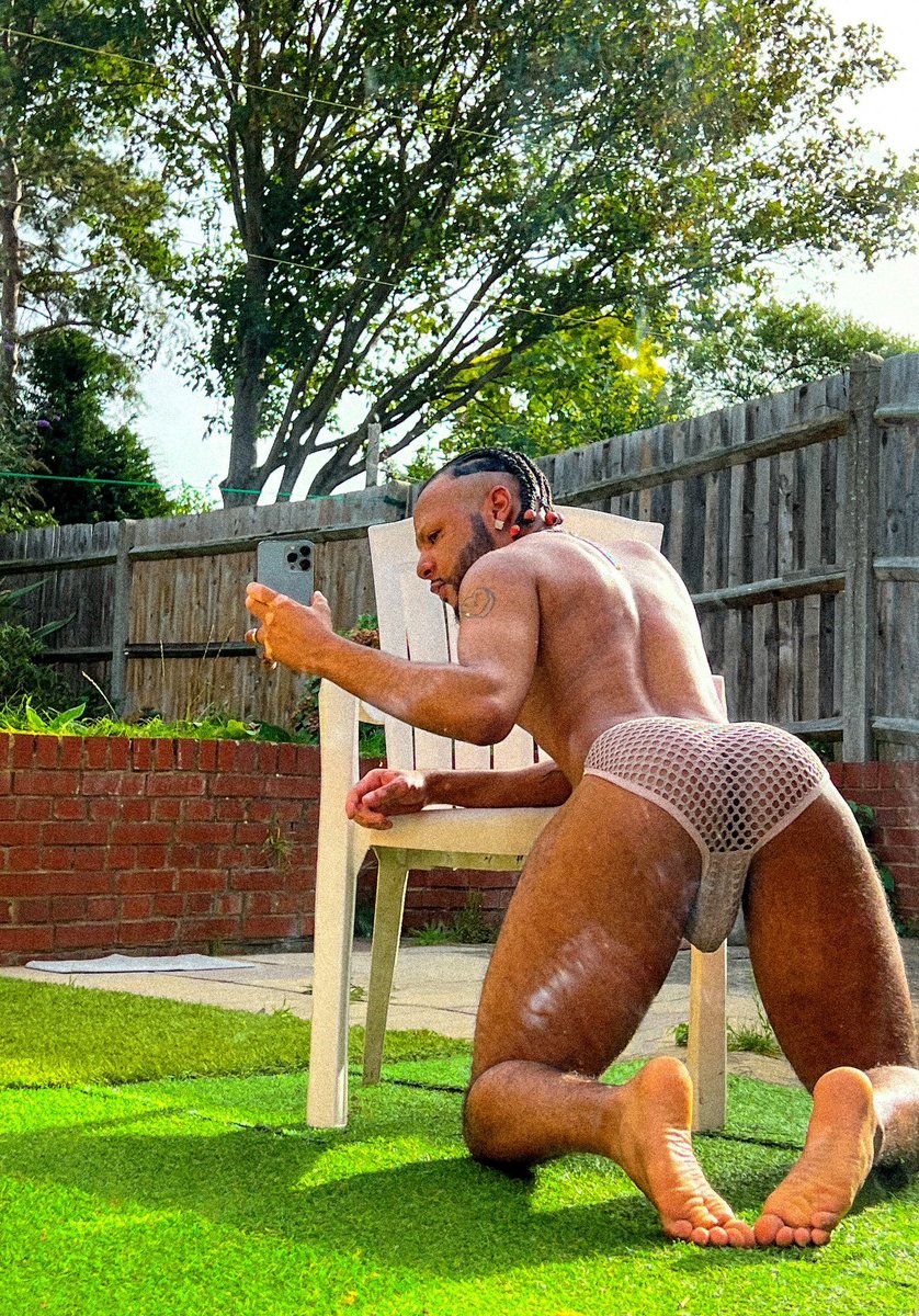 alpowerful3's tweet photo. That pose is so fuckin sexy asf baby🔥🔥🔥 https://t.co/TUfyis9Zky