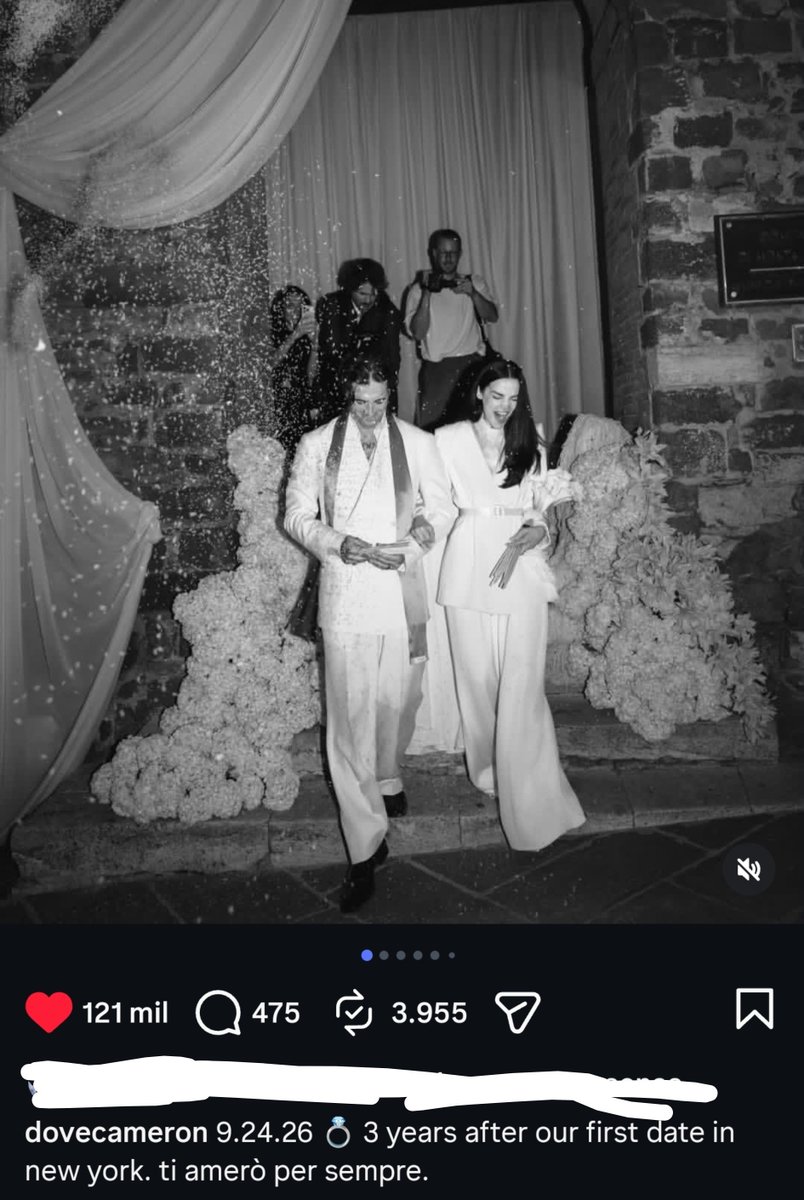 dovelieswiftie's tweet photo. "Ti amerò por sempre"
"Proud to call you my wife"
BYE https://t.co/57bYZq9vmY