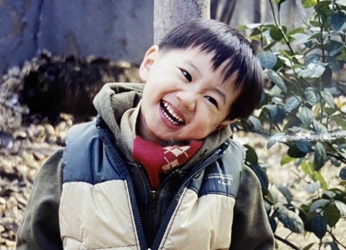mo_0___0's tweet photo. 진짜 고대로 이쁘게 컸어 https://t.co/XWyMFFaVL8
