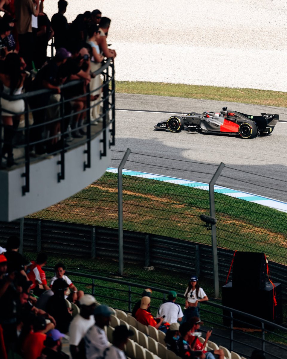 audif1_ tweet picture