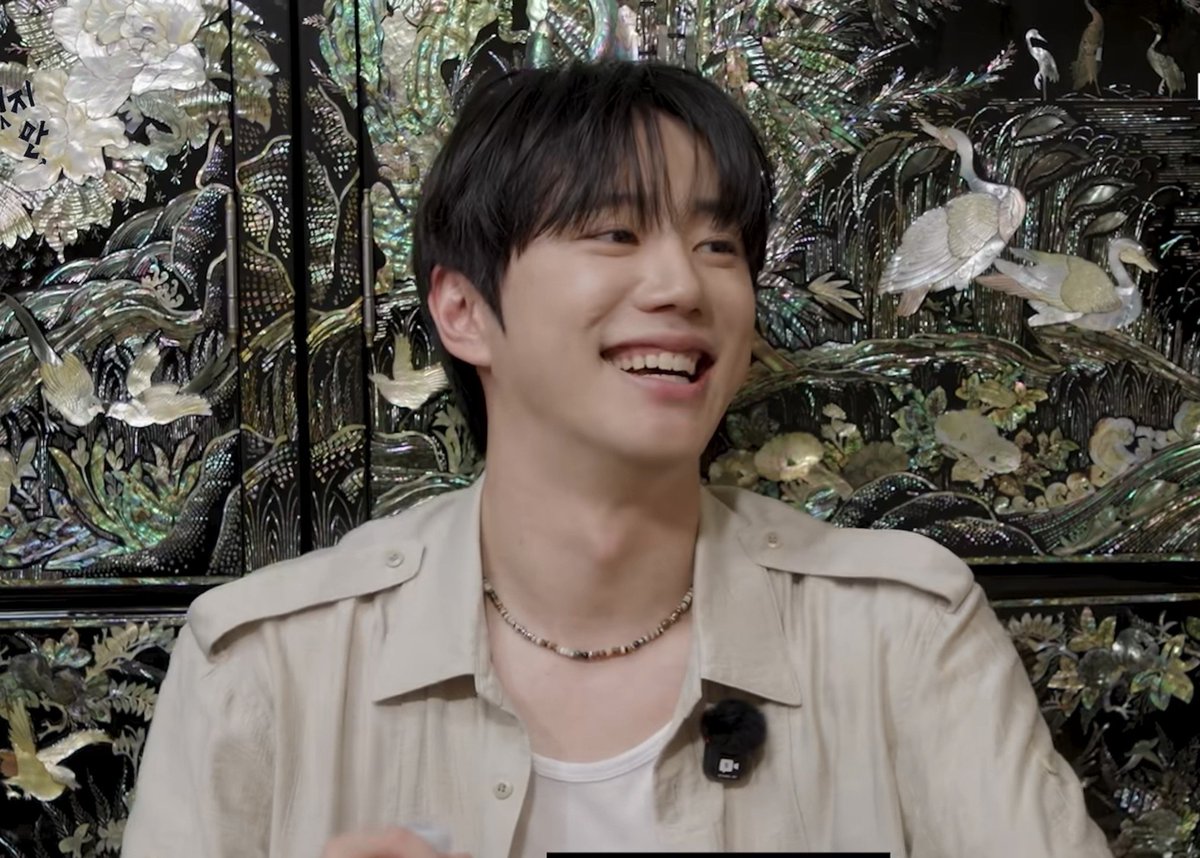 mo_0___0's tweet photo. 진짜 고대로 이쁘게 컸어 https://t.co/XWyMFFaVL8