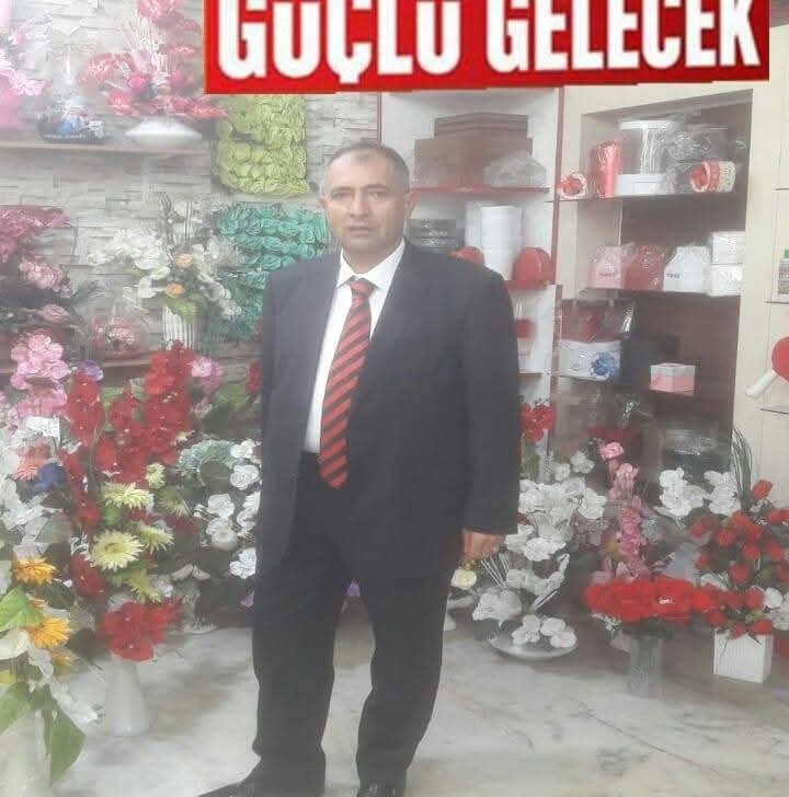 bu_xb16653's tweet photo. @yenipartiyiz,nin ömrü kısadır her kongresinde kavga söz yok yetkilileri kendini dev aynasında görüyorlar ve #yeniparti akraba #partidir Ya olduğun gibi görünya göründüğün gibi ol Siyasette söz ile tutumun birbirini tamamlaması gerektiğine inanıyorum #çare @alibabacan  ve ekibi https://t.co/ZOjMkYB65B