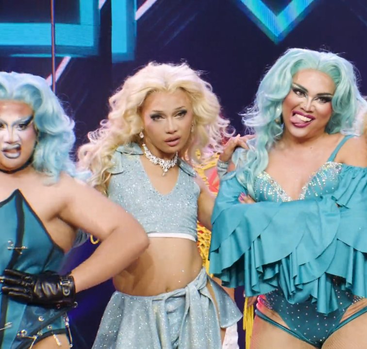 Iraszprkls's tweet photo. girl group merckz>>
#dragraceph https://t.co/CQcfNw3hU0