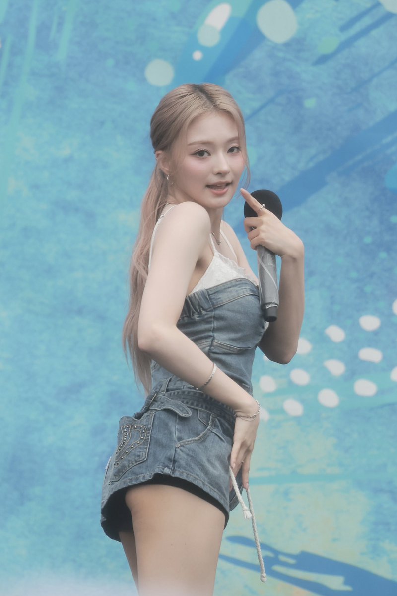 girlskpopphoto's tweet photo. 260817 #프로미스나인 #fromis_9 #이나경 #nagyun 

Plz check link for HQ all data
高画質の全ての写真はリンクをチェックしてください!
모든 고화질 데이터는 링크로 확인 해주세요

https://t.co/e3HcPCvzTv https://t.co/Q0HW6VT1iH
