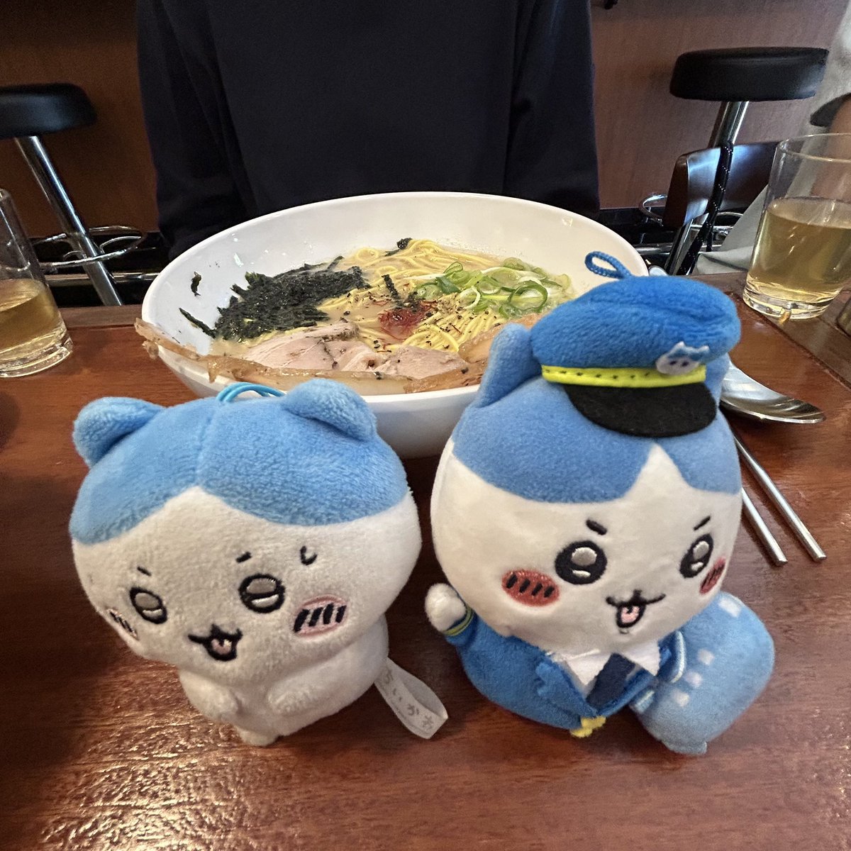 papauwk's tweet photo. 제주에 바다보러 왔고..고기국수를 먹엇어요..🏃‍♀️💞🍜🌊🦀 https://t.co/L6Bc8XQQ3O