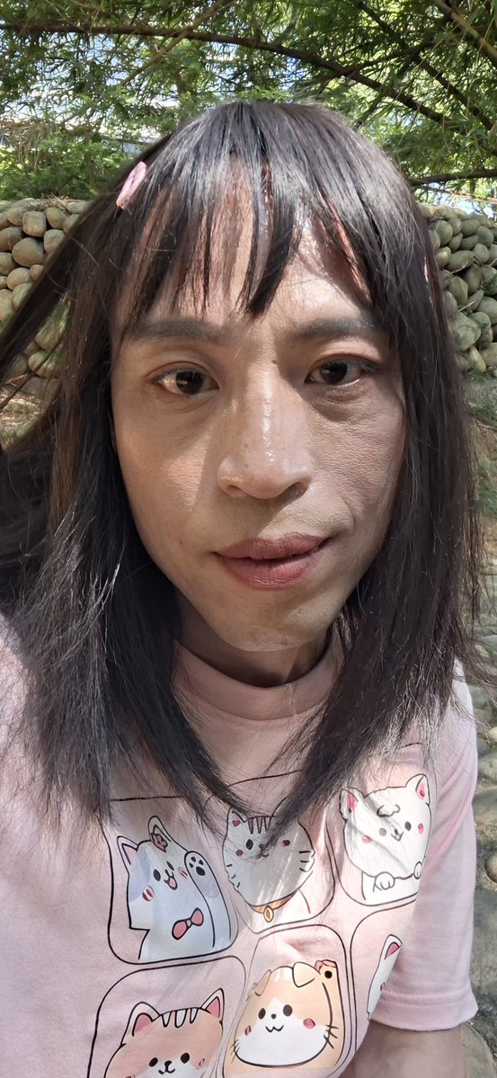 atrou0714's tweet photo. 生不逢時，是我這幾年開始認真面對自己內心的最大感想，看著逝去的青春，只能妄想用錢抓住它的尾巴。 https://t.co/IaLzhNhKRu