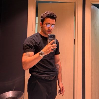 okikush's tweet photo. #YeniProfilResmi https://t.co/j5fnYCLaBU