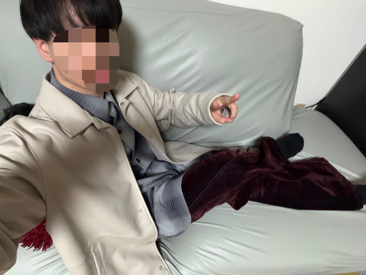 veryfunnyzuha's tweet photo. #葛葉ブラッディコーデ
滑り込みセーフ？ https://t.co/zkmTJ0CGQ9