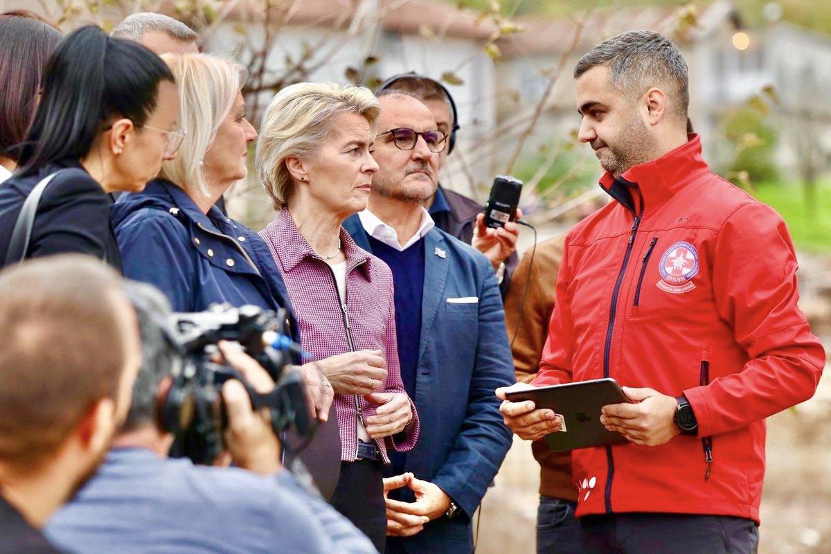 LSorecaEU's tweet photo. Two years ago, communities in BiH 🇧🇦were deeply affected by devastating floods and landslides.

The destruction, damage and lives that were lost left lasting marks. I still vividly remember everything I saw after the disaster. 

We can never fully bring back what was lost, but we have spent the past two years working to restore infrastructure and facilities, and with that bring back a sense of normalcy and safety to the affected communities. 

The 🇪🇺EU has mobilised its resources, with a €20 million package for long-term recovery and €45.7 million from #SolidarityFund, and has continued to stand with BiH in recovery efforts, from building homes and bridges to supporting prevention measures and providing assistance to businesses and farmers.

The work is still ongoing and we remain a loyal friend and partner. 

🇪🇺🤝🇧🇦