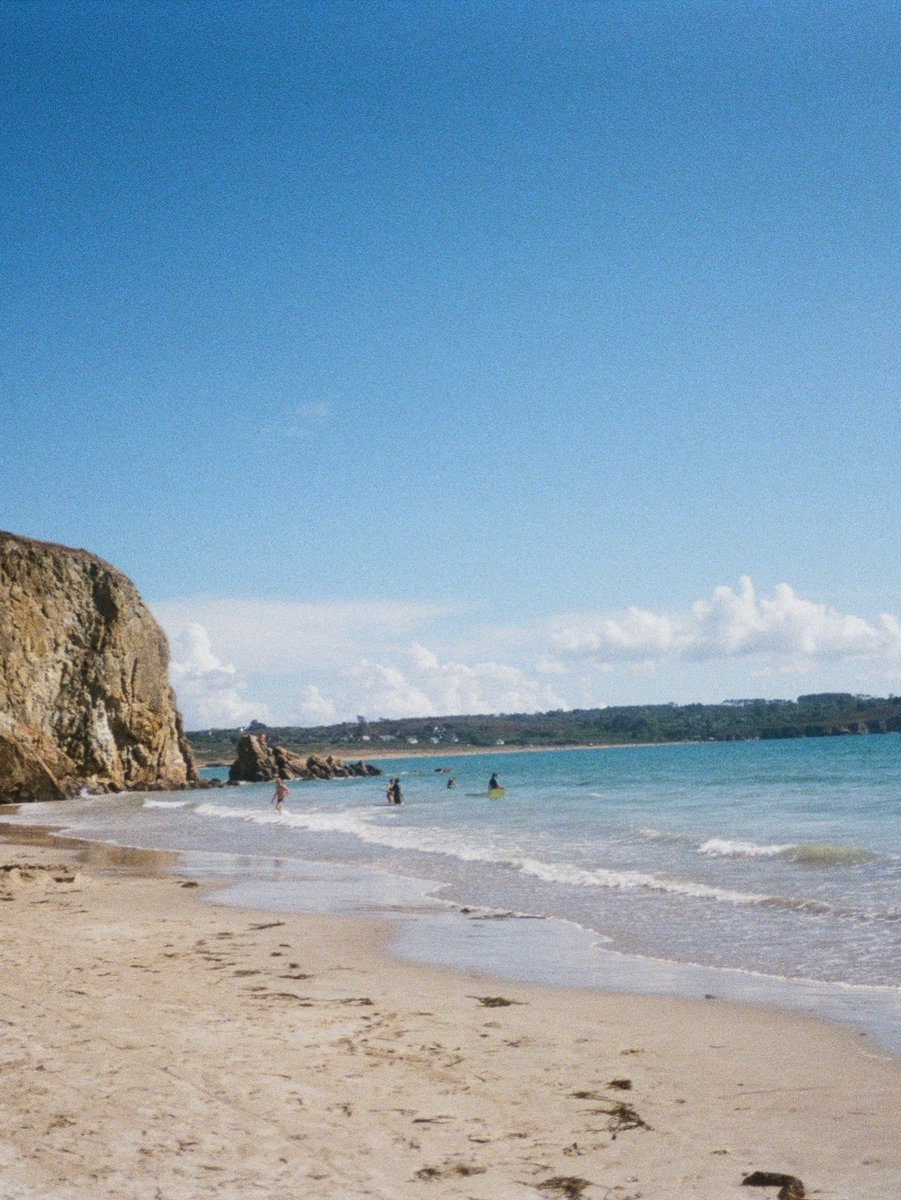 DIAMONDPIMPCES's tweet photo. La Bretagne au Kodak jetable : une semaine entre océan, paysages sauvages, vie marine et instants iodés. https://t.co/mj1isbyilC