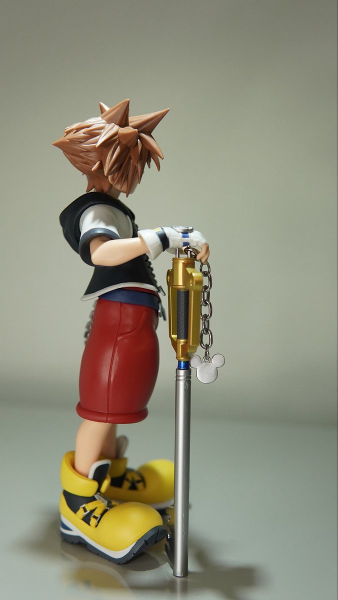 perunekomata's tweet photo. 今日はグランディスタ　ソラ（KH)
最近4が発表されて熱が上がった所にこのフィギュア最高だね
KH2のソラも出てくれたら嬉しいね

 https://t.co/x2QEyH29qb https://t.co/KV1ckQN0YG