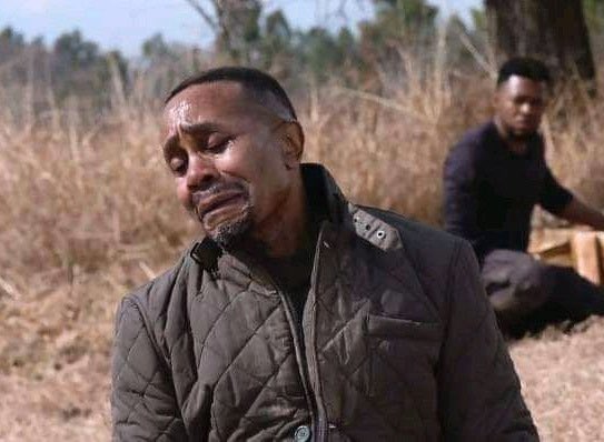 _princeNa's tweet photo. You’ll find a Zimbabwean named “Shampoo” but they only bath once a month 💔😭 https://t.co/UAGEgUa47h
