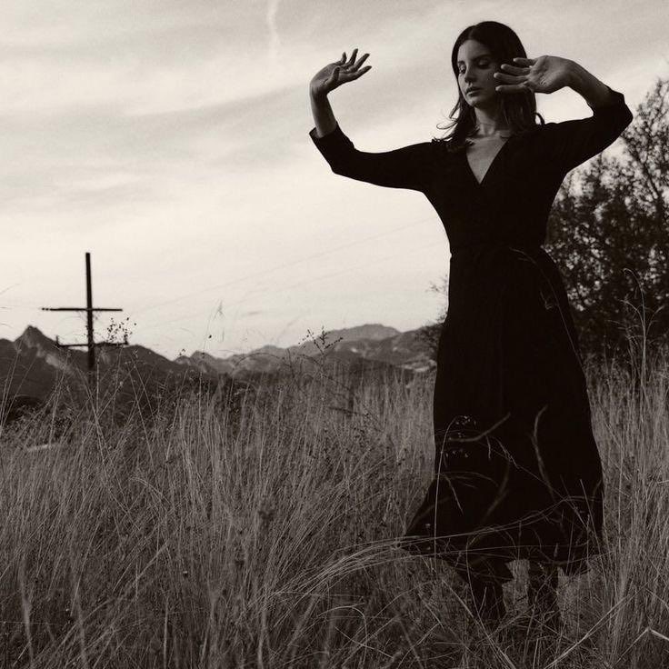 lanadelreyad's tweet photo. E no final, essa fala da Lana Del Rey estava certa e se aplica em todos os lugares do mundo. https://t.co/z7aJhLVr5z