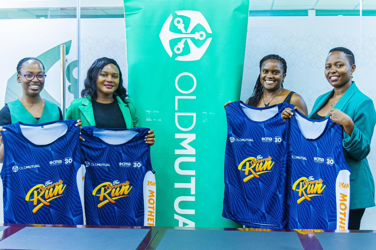 Atuhairecarol10's tweet photo. The CorporateRunUg team delivered #CorporateRun2026 running kits to @OldMutualUganda ahead of this Sunday’s run. 🏃🏾‍♀️🏃🏾‍♂️

Get your kit at https://t.co/xIkfZzZN2j for only UGX 30,000 and join us as we run for a cause that matters.

Come, let’s #RunForExpectantMothers. ❤️

#MaternalHealth
