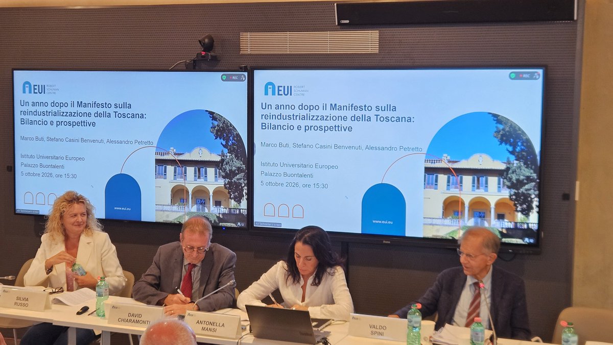 CislToscana's tweet photo. La segretaria generale #CislToscana Silvia Russo partecipa  al confronto tra istituzioni, imprese e società civile per delineare strategie di rilancio dell’economia regionale con 
David Chiaramonti (PoliTO), Antonella Mansi (Industriale chimico), Valdo Spini (Fondazione Rosselli) https://t.co/uF9WcFZrbk