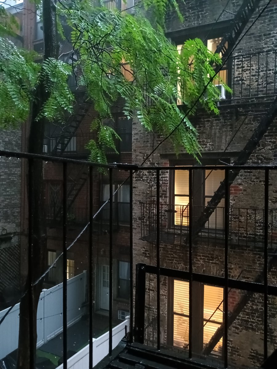 MistressChloeNY's tweet photo. My own NYC view 📸 #urbanlandscape https://t.co/BL0iGqQSt7