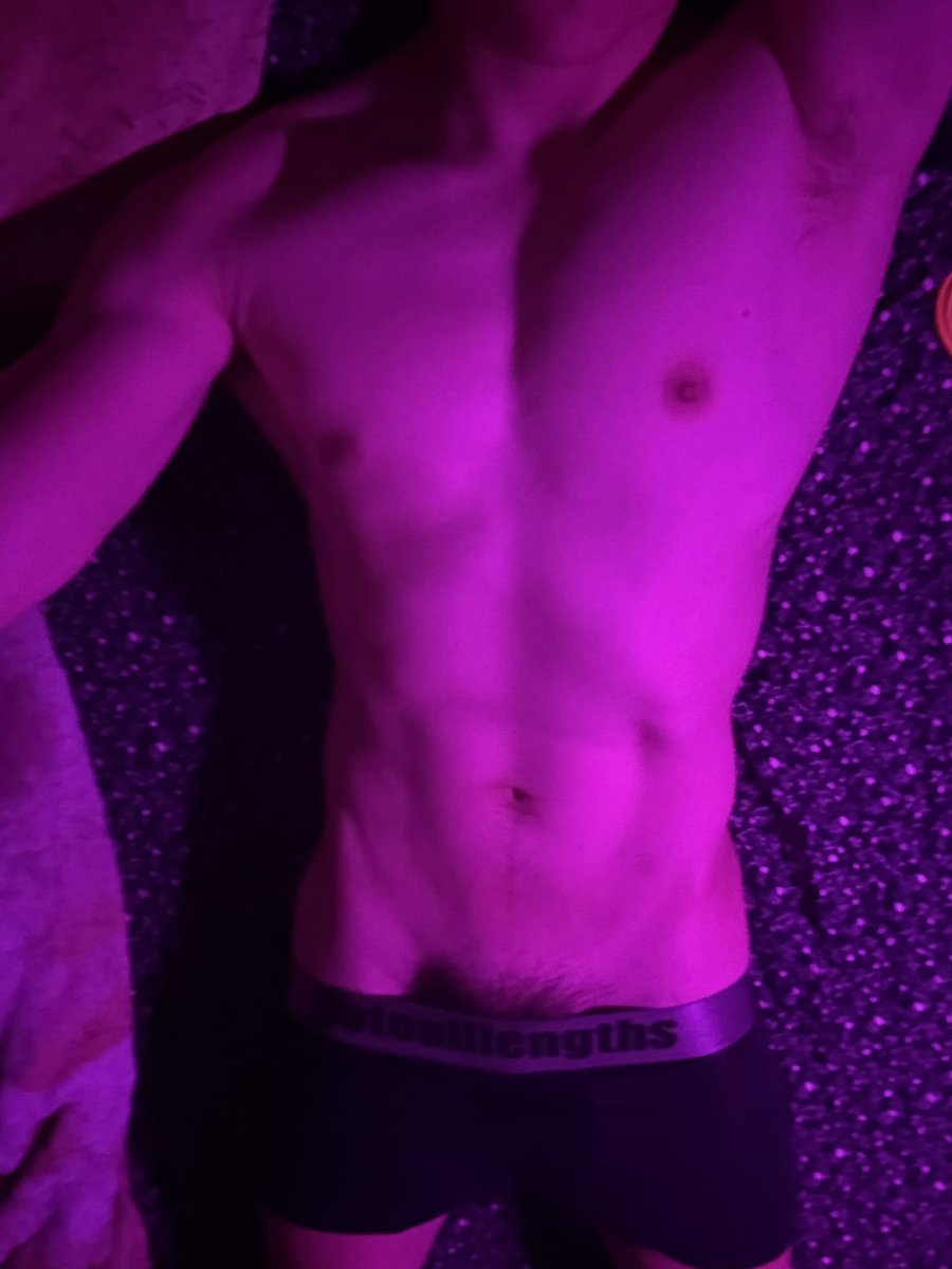 dexter88121's tweet photo. 🍆 https://t.co/CsihCghYDP