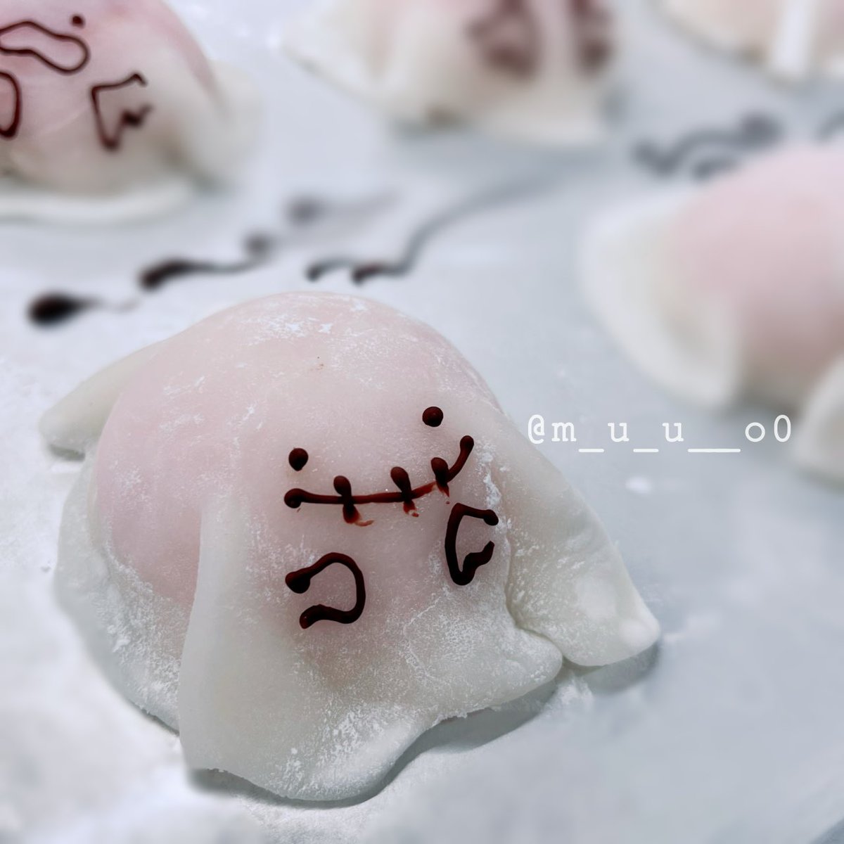 m_u_u__o0's tweet photo. おばけムース👻
求肥も手作り
←2016年
　　　　2026年→
#cotta
#お菓子作り https://t.co/3ycLSECfbe