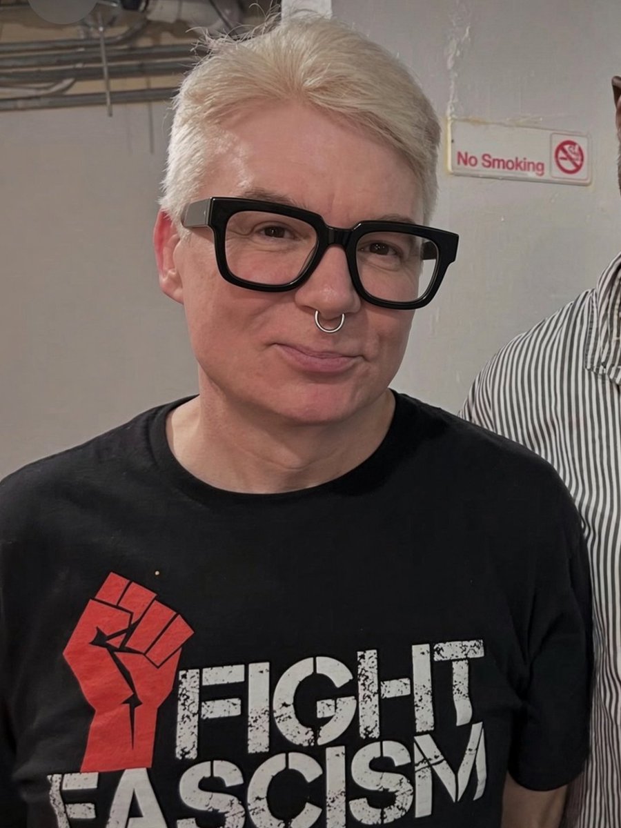 CanadaRoast's tweet photo. Mike Myers transformation into a lesbian is almost complete https://t.co/ANJa1nqmXU