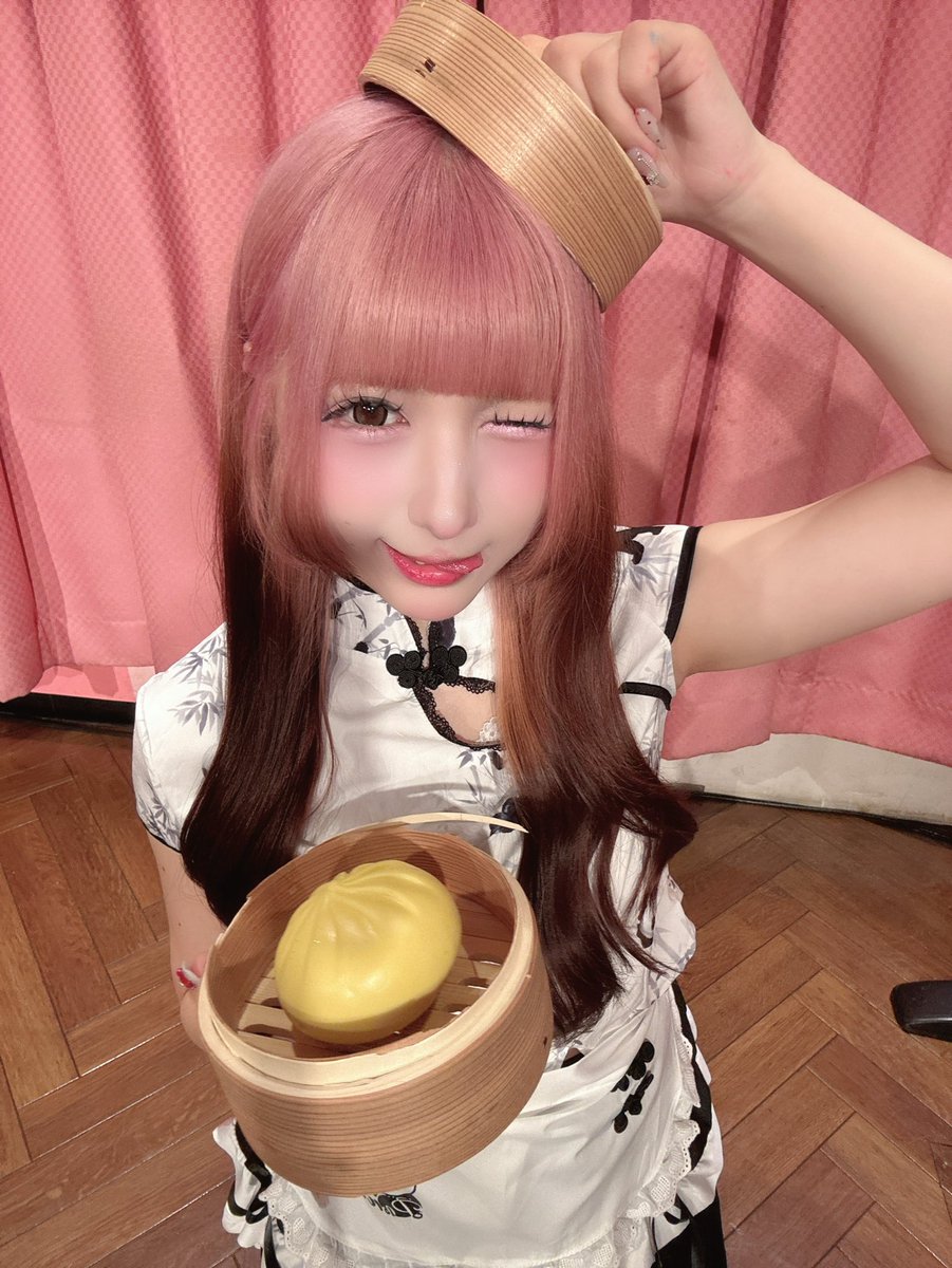 maid_akane's tweet photo. 中華まんはいかがですか➰❔♥️ https://t.co/asM6Da4f75