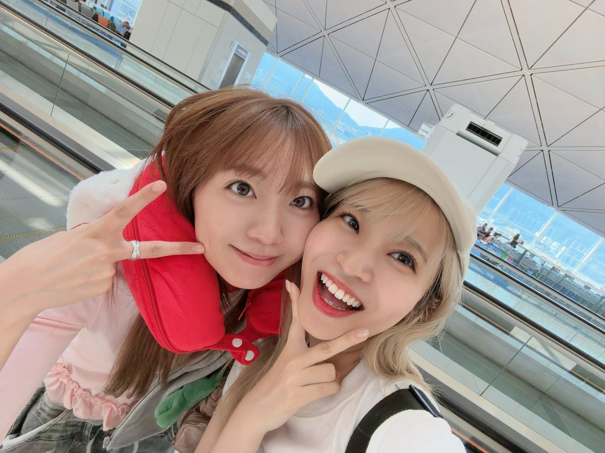 natyaaaaaaan07's tweet photo. なんと香港の空港でっ！
偶然ばったりしゅかちゃんに会えたのです！！！！！！！！！！✨✨✨✨✨

めっっちゃ嬉しかったあああ〜🥰♥️！！
会えてパワーもらえました♡最高の旅の締めくくりでした！(笑)らぶですっ🫶😌 https://t.co/avL5iu8ruJ