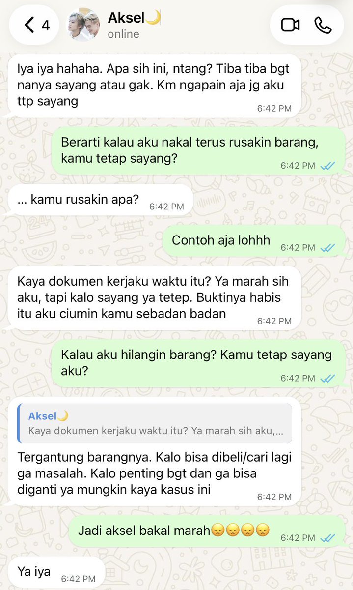 nacharmingly's tweet photo. Sepenggal bincil ngilangin cincin nikah😿 (potongan scene dr pdf re: stacks)

Cw // mpreg https://t.co/kLOXcJRbBu
