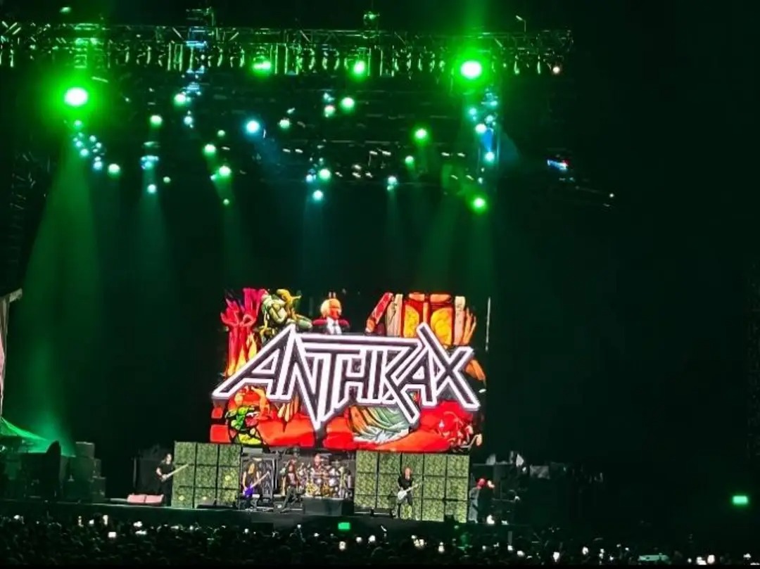 GabrielaSigel's tweet photo. Chulada de concierto 🤘 https://t.co/OPH3l9y6Co