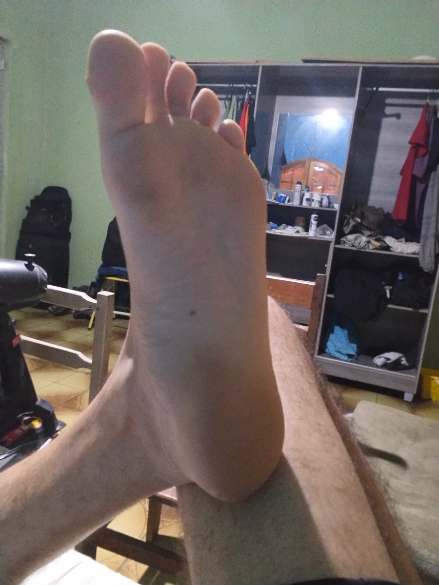 feetzx0's tweet photo. https://t.co/FvnKpOfpab