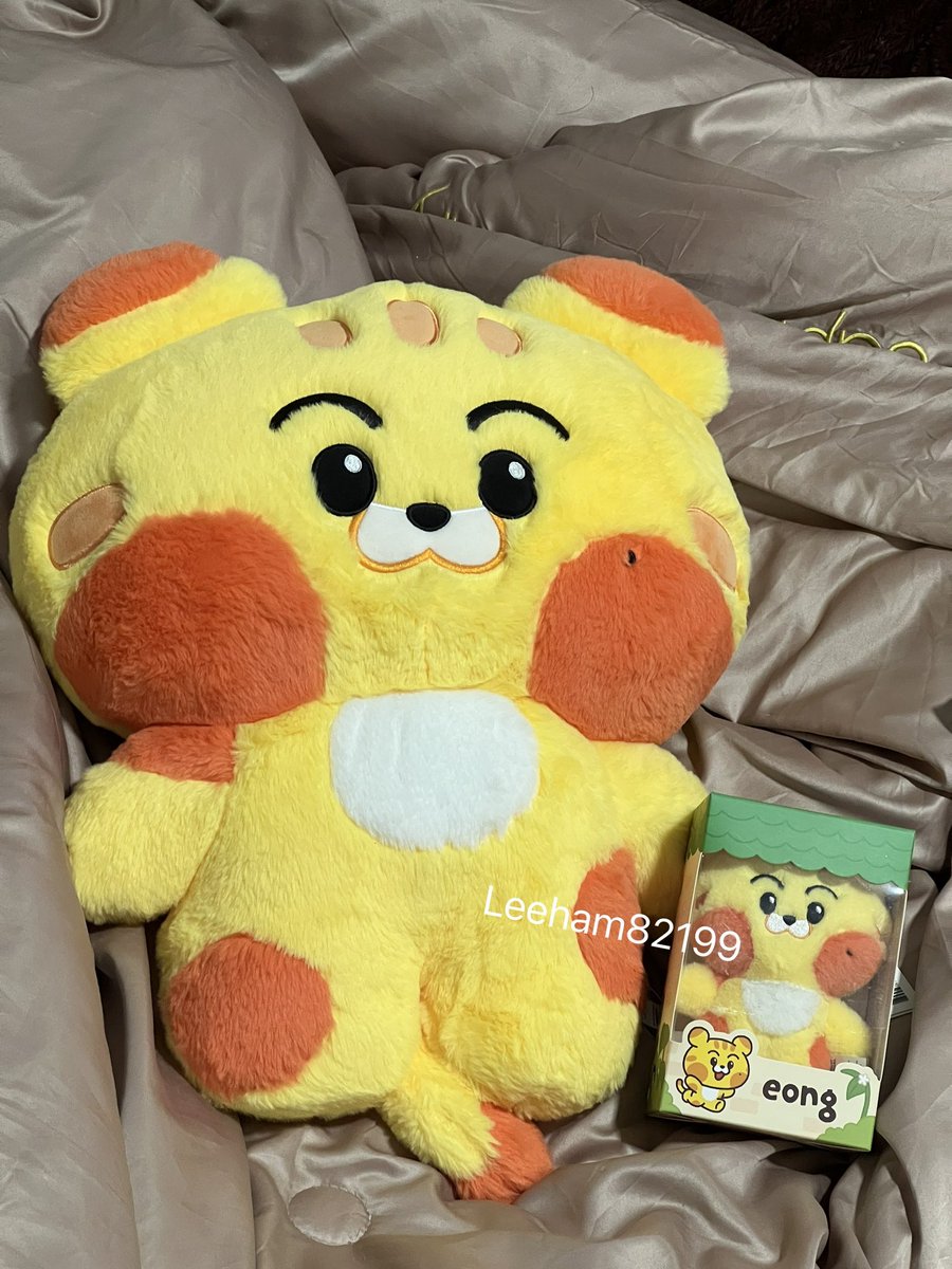 LeeHam82199's tweet photo. ปล่อยต่อของสะสมค้าบ รับน้องไปเลี้ยงแทนเค้าหน่อยน้า 🥹

Eong Set 1,850 บาทรวมส่ง

(น้องตัวใหญ่แกะถุงแล้ว แต่ยังมีป้าย ไม่เคยซัก น้องคนเล็กเคยออกมาอยู่นอกกล่องครั้งเดียวค่ะ)

#ตลาดนัดnctdream #ตลาดนัดnct #eong #marklee https://t.co/qeKHb7gJQO