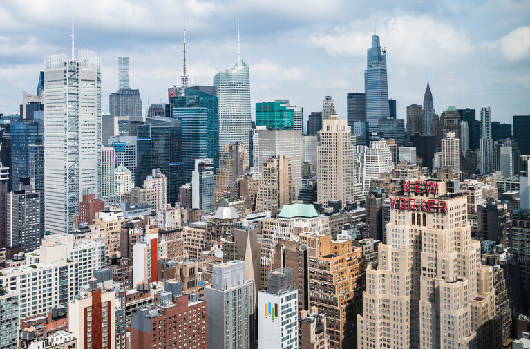 DailyReport's tweet photo. Leasing activity by Am Law 100 suggests the firms are "really driving recovery" in the leasing market, and it serves as a bellwether for the overall market. www.​law.​com/dailyreportonline/2026/10/05/growing-number-of-am-law-100-firms-leasing-trophy-space-in-big-markets/ https://t.co/5sB93HcZ1G