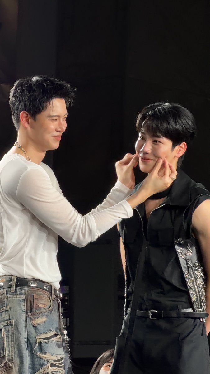 raralalice's tweet photo. กรุตรายยยยยยย

PIL FAN INTIMACY 
#PoliceinLoveFanEXP 
#ที่รักสารวัตรเธียร์ https://t.co/ixeZrrxGJE