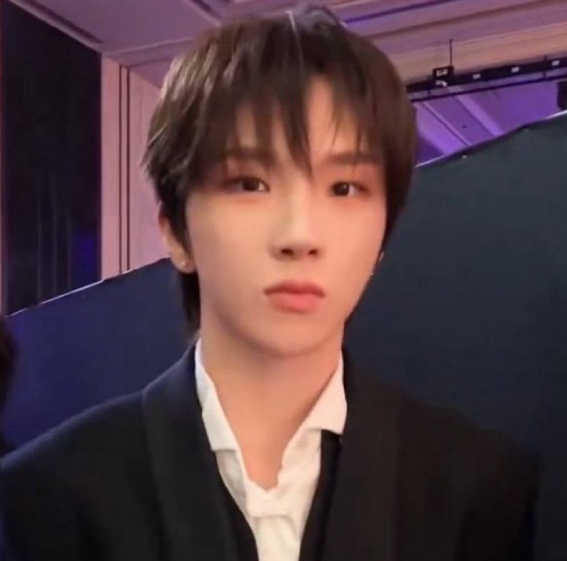 WH__061129's tweet photo. #원도어트친소 #원도어_트친소
11럭프랑 친해지실 분..🥺
<<11 10 09>>
흔적 남기구가용!
🖤 follow
rt   follow+dm https://t.co/hgNgP7x7zu