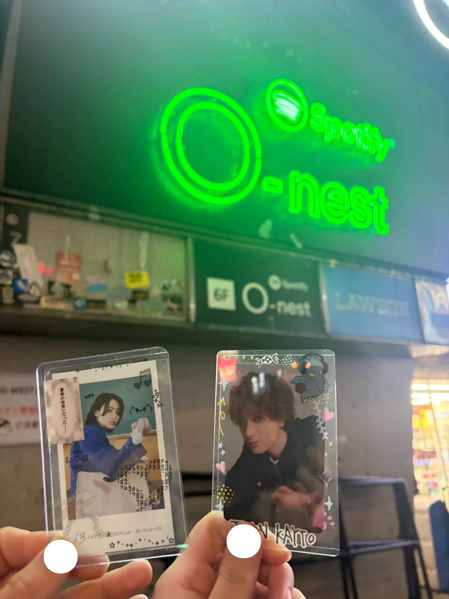 osoba_DAiSUKii's tweet photo. 「俺の音楽で酔えるんじゃないの〜?」(ニュアンス)(ドリンクアルコール無しだったため)ぶち上がり✨✨✨✨✨ 最高の夜だったな〜〜〜🍻 #jjean https://t.co/OUwU2e9Z5j