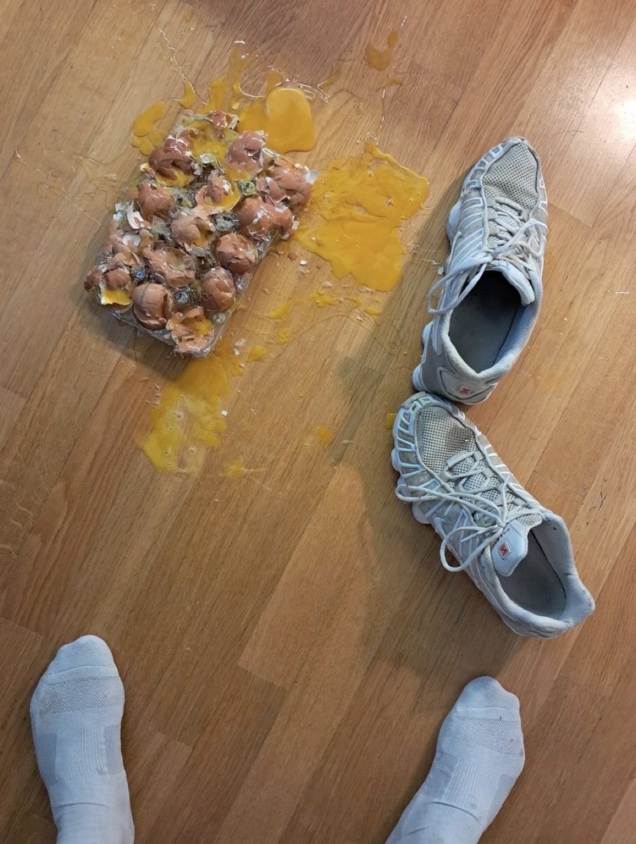 aggro___master's tweet photo. #foodwasting #foodstomping #pissmarking #sneaker #socks #dom #master #german #straightgod #cashslave #cashmaster #cash #feet #sneaker #socks https://t.co/EkpEnRLVrx