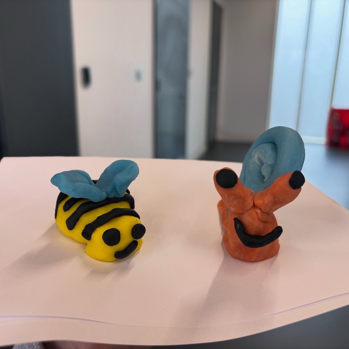 Amaze_Lab's tweet photo. The most amazing morning with our home ed crew learning all about evolution 🐦 

Can’t wait to see you all for the next workshop taking place Tuesday 10th November 😃

Make sure to get your tickets here:

https://t.co/z6O4LpIyNp https://t.co/O0lGGJsvvE